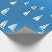 Segelboote in tiefblauem Meer - Regatta Sailboote Geschenkpapier (Ecke)