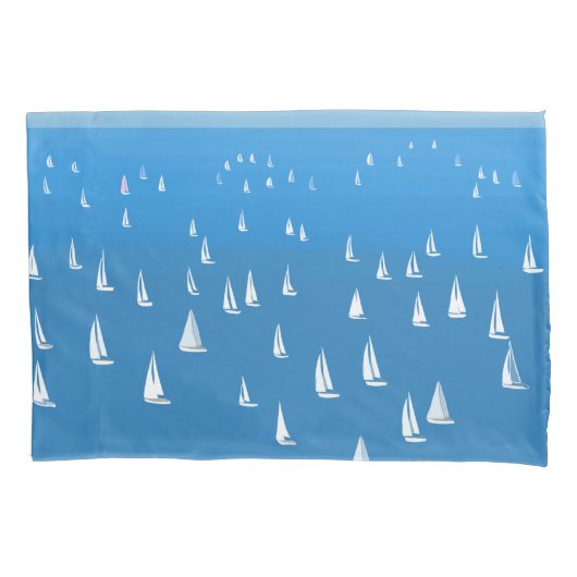 Segelboote in tiefblauem Meer - Regatta Sailboote Kissenbezug (Vorderseite)