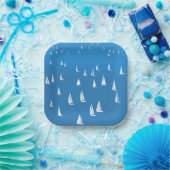 Segelboote in tiefblauem Meer - Regatta Sailboote Pappteller (Party)