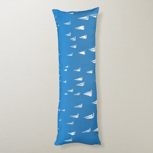 Segelboote in tiefblauem Meer - Regatta Sailboote Seitenschläferkissen (Rückseite (Vertikal))