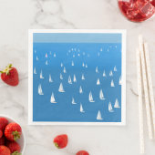 Segelboote in tiefblauem Meer - Regatta Sailboote Serviette (Beispiel)