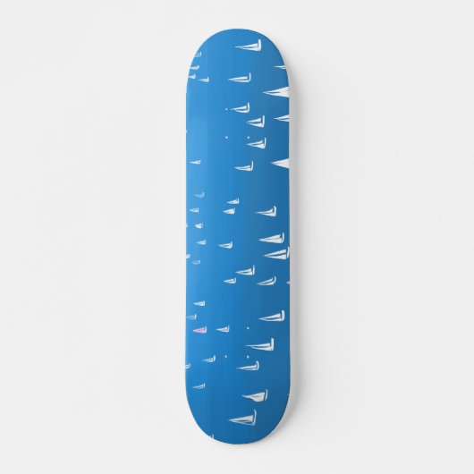 Segelboote in tiefblauem Meer - Regatta Sailboote Skateboard (Vorne)