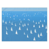 Segelboote in tiefblauem Meer - Regatta Sailboote Tischdecke (Vorderseite (Horizontal))