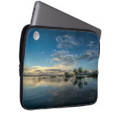 Segeln nahe Iquitos Laptopschutzhülle (Vorne Rechts)