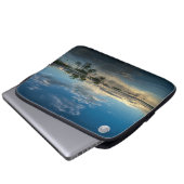 Segeln nahe Iquitos Laptopschutzhülle (Vorne Knopf)