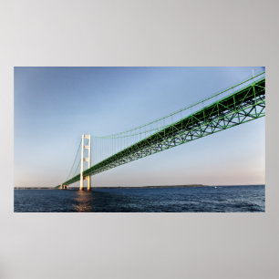 Segeln unter der Mackinac-Brücke Poster
