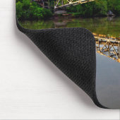 Segeln unter einer Brücke über den Tennessee Mousepad (Ecke)