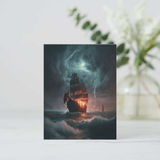 Segelschiff, das Wellen und Sturm im Meer bekämpft Postkarte (Stehend Vorderseite)