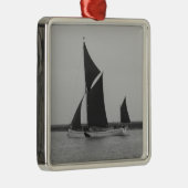 Segelschiff-Erinnerung Ornament Aus Metall (Rechts)