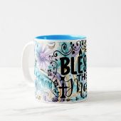 Segen Sie dieses Durcheinander Tasse (Vorderseite Links)