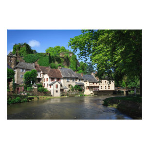 Segur-le-Chateau in Frankreich Foto print