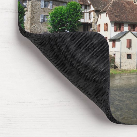 Segur-Le-Chateau in Frankreich mousepad (Ecke)