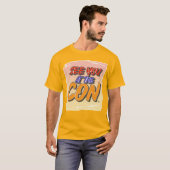 Sehen Sie sich bei Con Comic Themed Motto T-Shirt (Vorne ganz)
