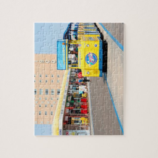 Sehen Sie sich das Straßenbahnauto bitte an. Puzzle (Vertikal)