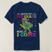 Sehen Sie sich die 1. Klasse an, ich komme zurück T-Shirt (Design vorne)