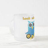 Sehen Sie Whoo's 1 Hemden und Geschenke. Mattglastasse (Vorderseite Links)