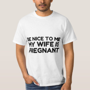 SEHR FREUNDLICH FÜR MICH IST MEINE EHEFRAU SCHWER T-Shirt