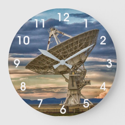 Sehr großes Array bei Sonnenuntergang Große Wanduhr (Vorderseite)