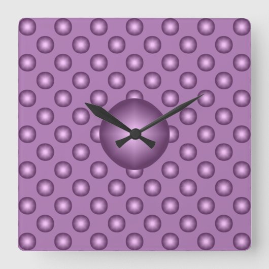 Sehr Lavender Polka Dot Quadratische Wanduhr (Vorderseite)