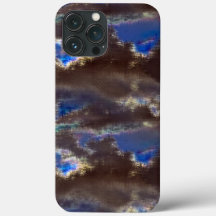 Sehr rustikale dunkle Wolken mit tropfender Versch