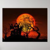 Sehr seltsame Halloween-Szene mit Riesenmond Poster (Vorne)