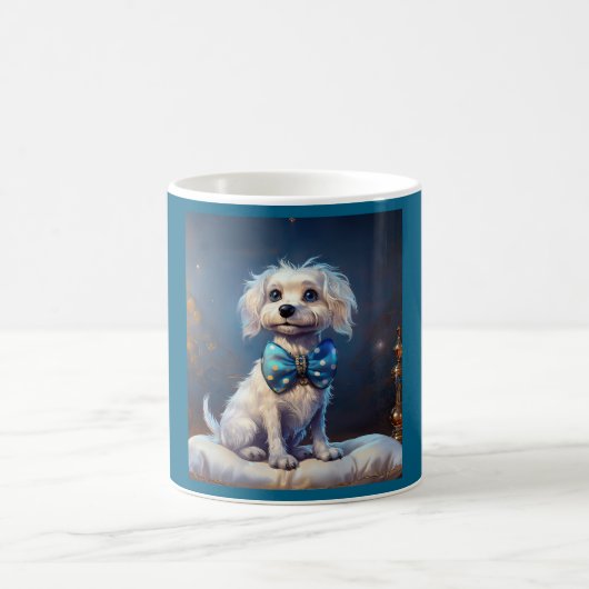 Sehr süßer kleiner Hund mit blauer Fliege Kaffeetasse (Mittel)