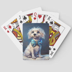 Sehr süßer kleiner Hund mit blauer Fliege Spielkarten