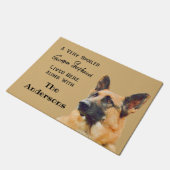 Sehr verdorbener Schäferhund-Hund Fußmatte (Schrägansicht)