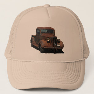 Sehr verwitterte '37 Chevy heben auf Truckerkappe