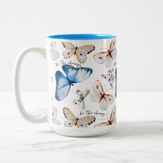 Sei der Schmetterling des Wandels Zweifarbige Tasse (Links)