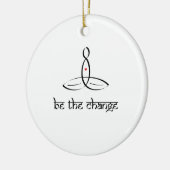 Sei der Wandel - der schwarze Sanskrit-Stil Keramik Ornament (Links)