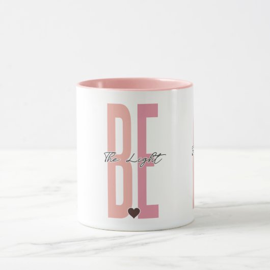 Sei die leichte Tasse (Zentrum)