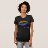 Sei du Rainbow Kiss Lip LGBT Pride Attitude Esteem T-Shirt (Vorne ganz)