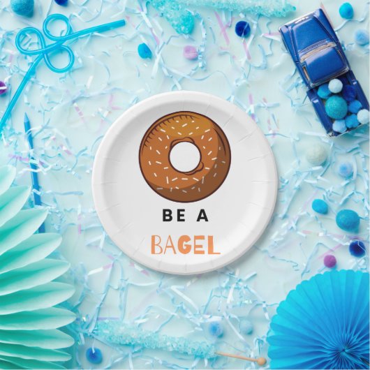 Sei ein Bagel Funny Food Pub Bagel Lover Design Pappteller (Party)