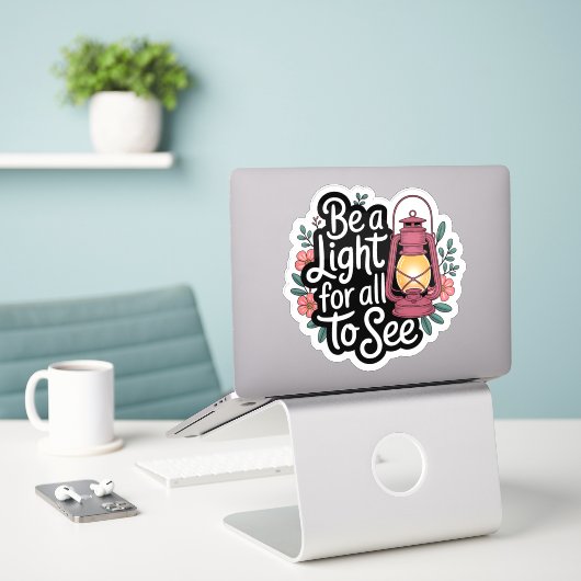 Sei ein Light Lantern & Floral Sticker (Laptop auf Schreibtisch)