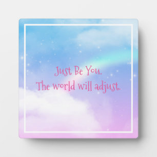 Sei einfach du magische Pastellwolken und ein Rege Fotoplatte