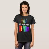 Sei es LGBTQ-Flag mit bloßem Regenbogen, Pride Les T-Shirt (Vorne ganz)