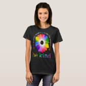 Sei freundlich farbenfroh Daisy Boho Rainbow Menta T-Shirt (Vorne ganz)