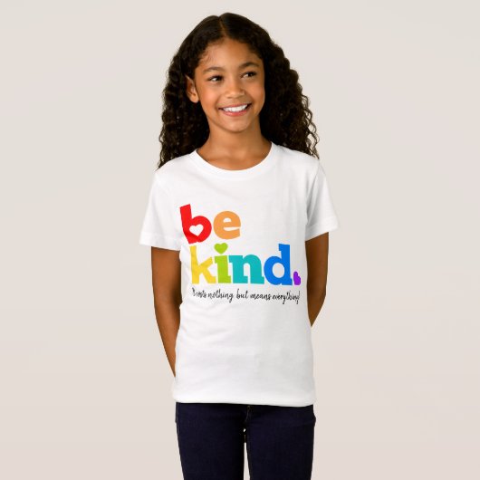 Sei freundlicher Regenbogengrafischer Slogan, benu T-Shirt (Vorne ganz)
