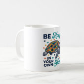 Sei glücklich in deinem eigenen Panzer-Schildkröte Kaffeetasse (Vorderseite Links)