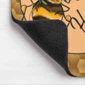 Sei glücklich! Niedliche Honigbiene Mousepad (Ecke)