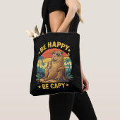 Sei glücklich, sei Capy Capybara lustiges Meme Tasche (Von Nahem)
