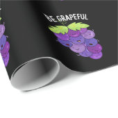 Sei grapeful Funny Grape Bunch Pub Dark BG Geschenkpapier (Rolleneckpunkt)