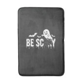 Sei Gruseliges Halloween-Geist-Fledermaus-Design_1 Badematte (Vorderseite Vertikal)