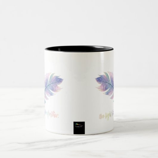 Sei leicht wie eine Feder Diamond Coffee Tasse (Mittel)