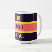 Sei mutig — 90er Maximalist Tasse | Retro (VorderseiteRechts)