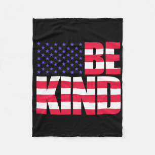 Sei nett 4. Juli USA-Flagge Amerika Amerikanisch Fleecedecke
