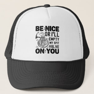 Sei nett, ich leere mein Kreisel mit dem Spit-Valv Truckerkappe