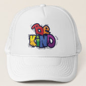 Sei nett | LGBTQ | Regenbogen | Monat Truckerkappe (Vorderseite)