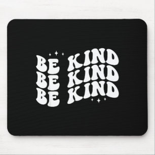 Sei nett minimalist liebe freundlichkeit positiv  mousepad